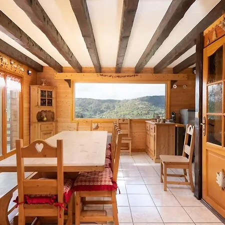 Chalet Avec Sauna, Magnifique Vue Et A 400m Des Pistes Dağ evi