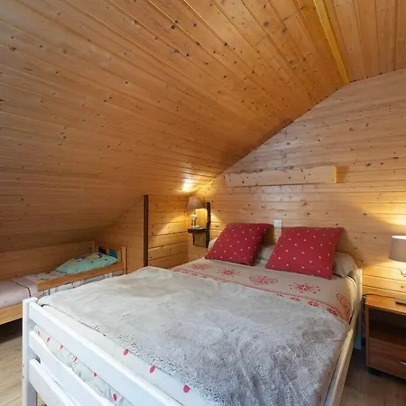 Chalet Avec Sauna, Magnifique Vue Et A 400m Des Pistes